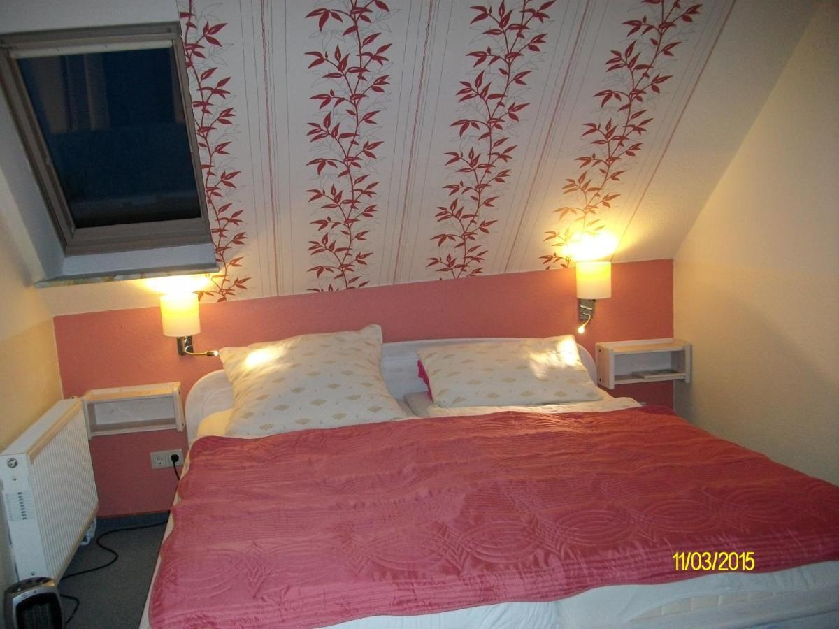 Gaestehaus Hemmerdeich-Alte Schule Oldenswort ภายนอก รูปภาพ